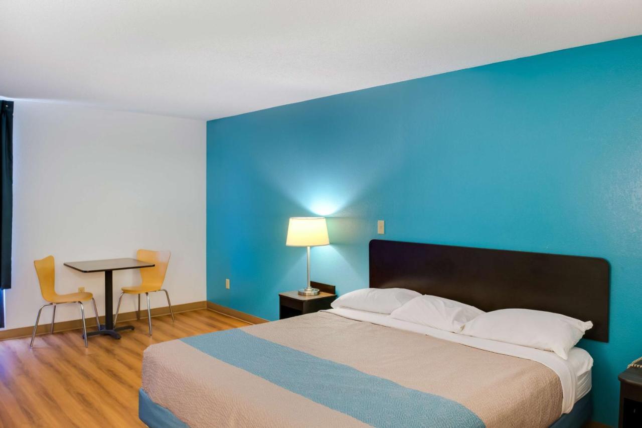 Motel 6-Richmond, In Eksteriør billede
